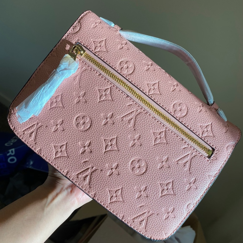 Pochette Metis